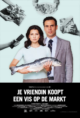 Je vriendin koopt een vis op de markt