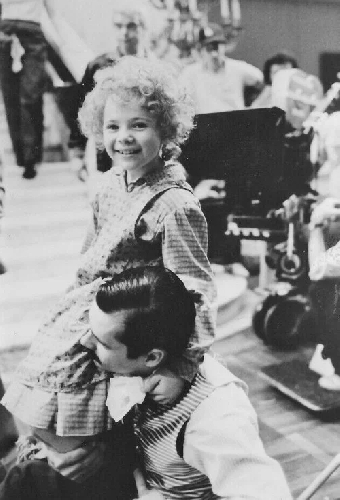 Lights! Camera! Annie! The Making of a Major Hollywood Musical