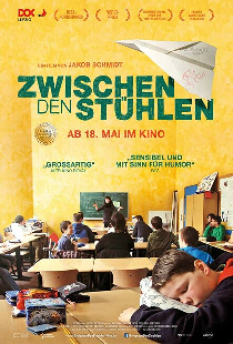 Zwischen den Stühlen