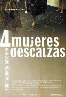 Cuatro mujeres descalzas