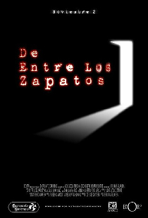De entre los zapatos