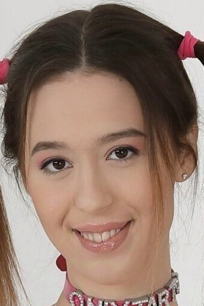 Mia De Vil