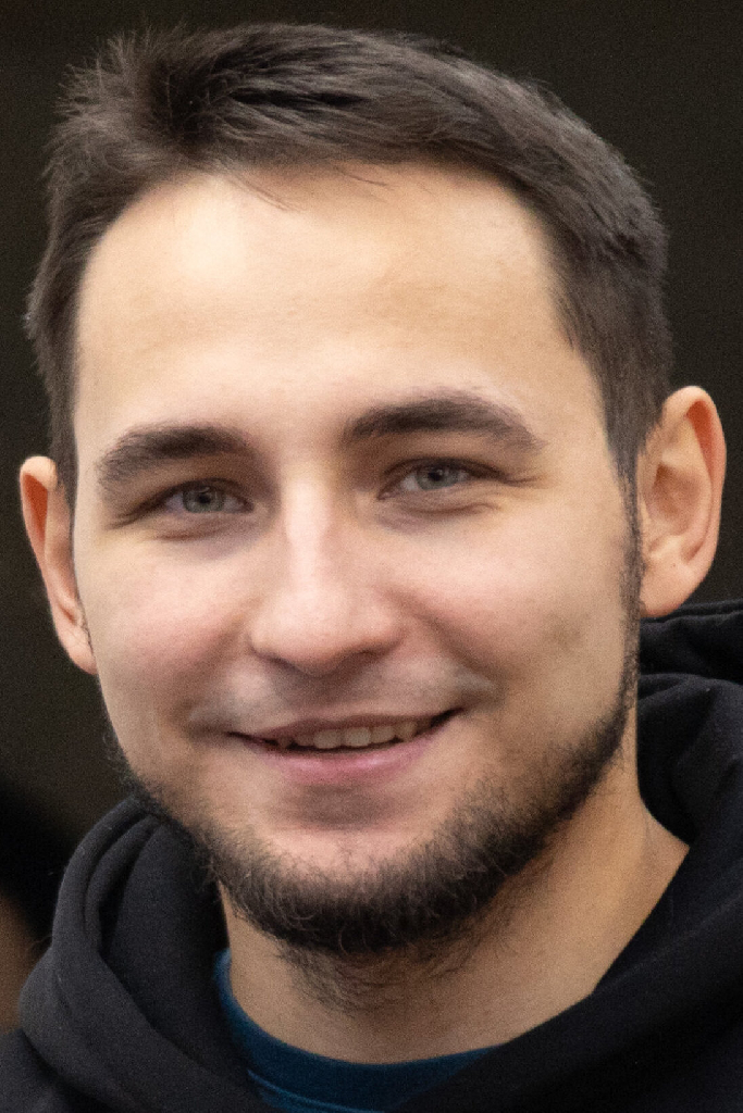 Максим Макаров