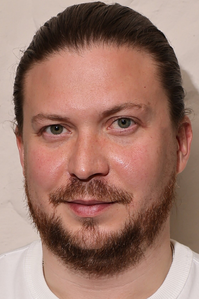 Александр Павлов