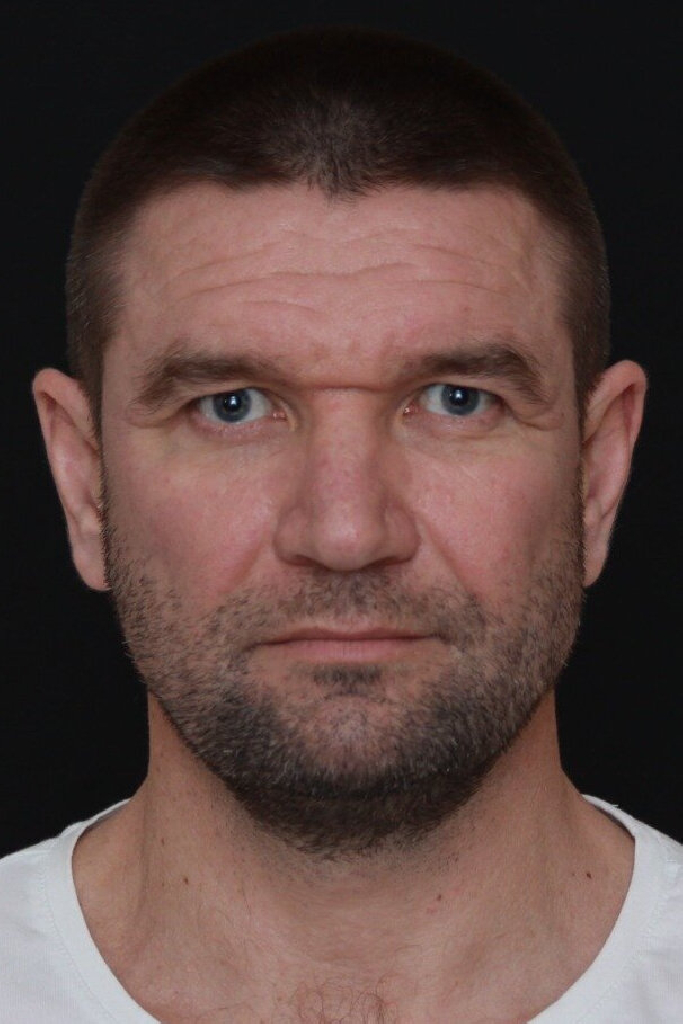 Михаил Попов
