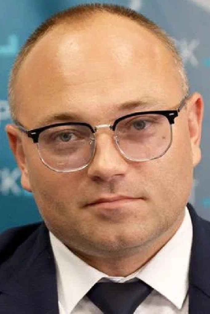 Дмитрий Семёнов