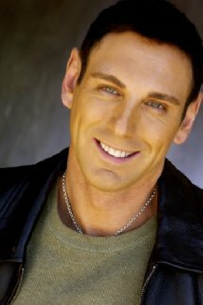 Нэйтан Расселл