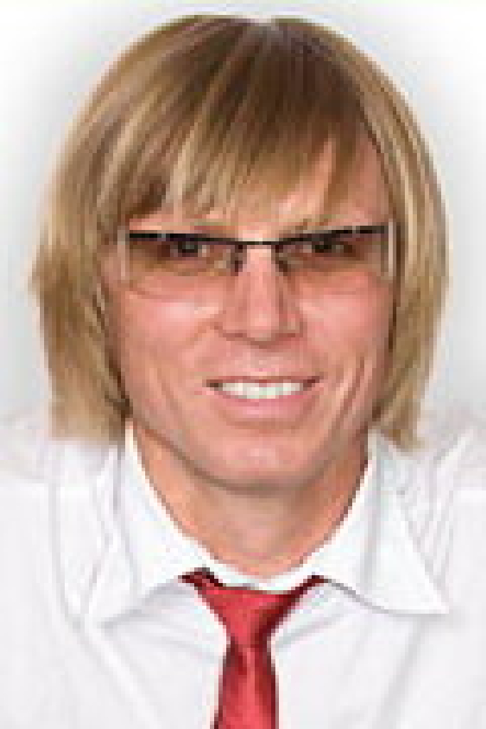 Сергей Устюжанин