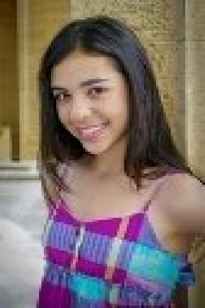 Chanel Rayes