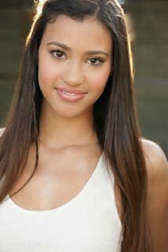 Кара Ройстер