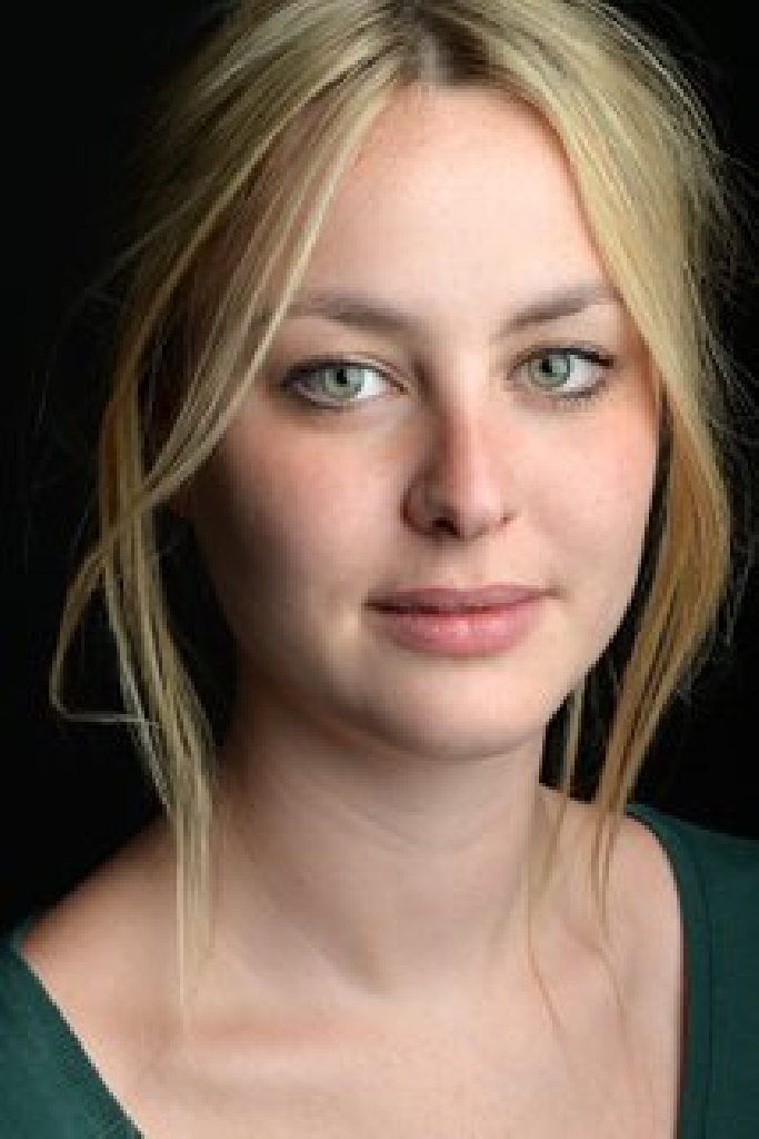 Марина Бай