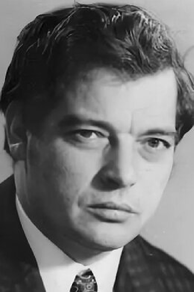 Станислав Михин