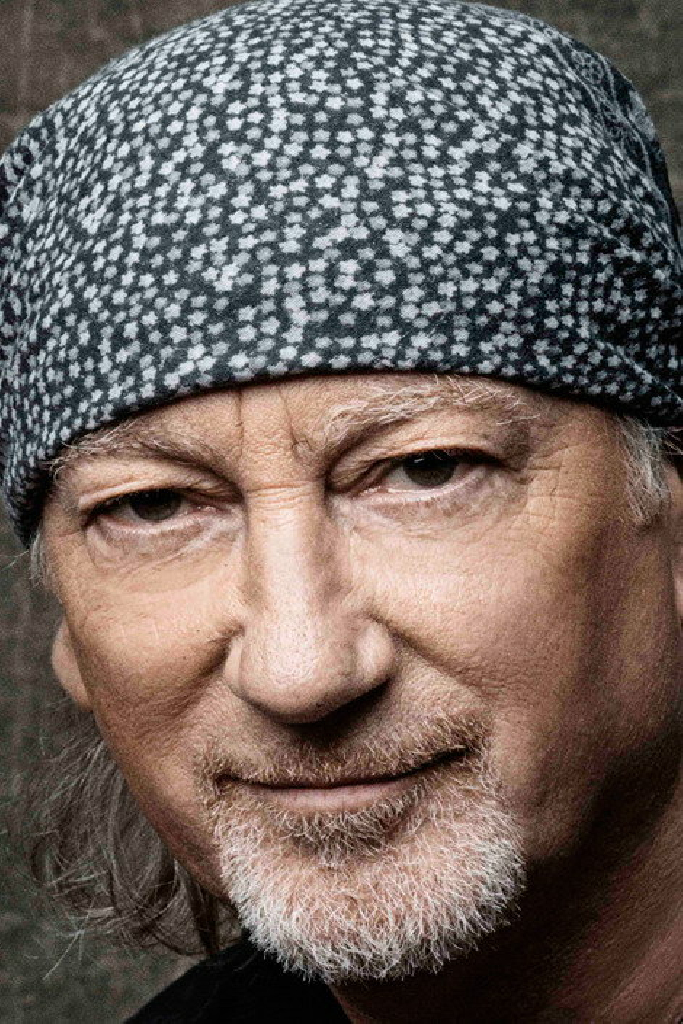 Роджер Гловер