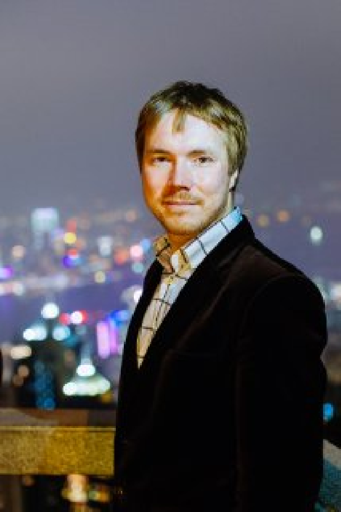 Алекс Нов