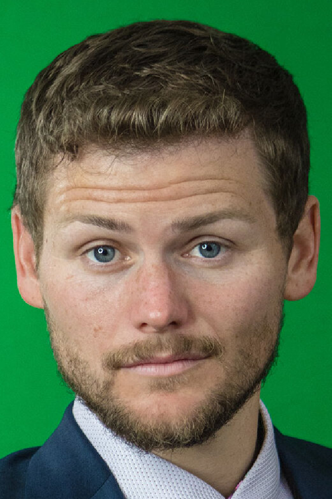 Drew Lynch