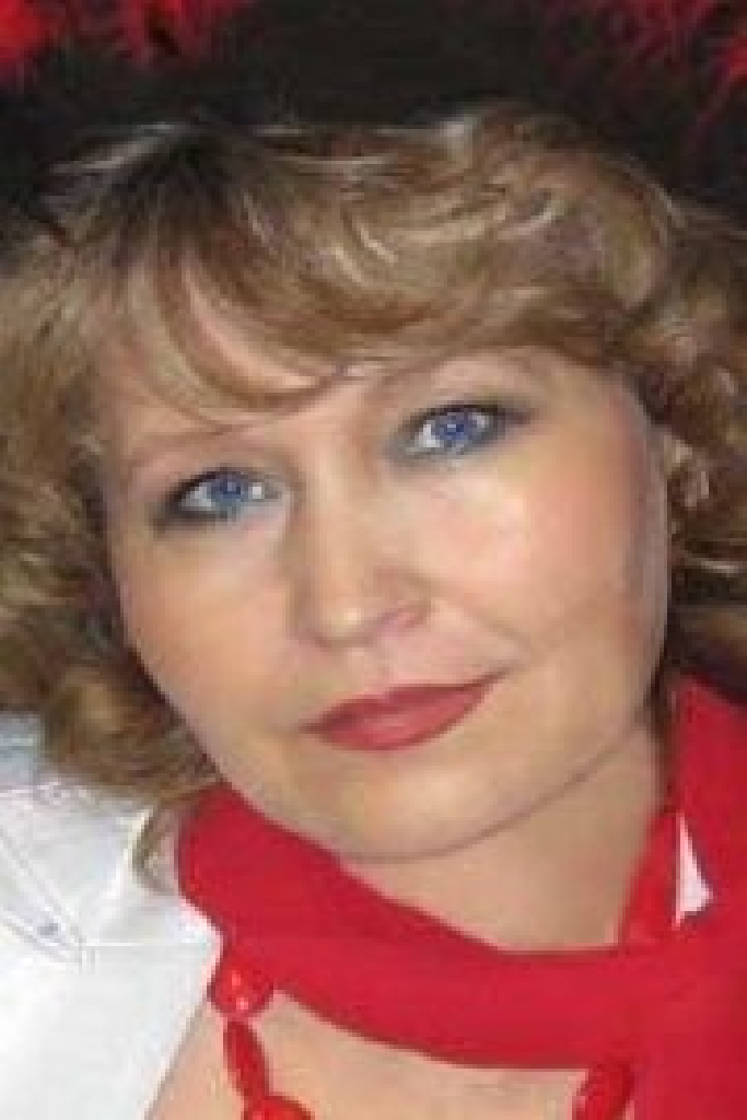Елена Лопатина