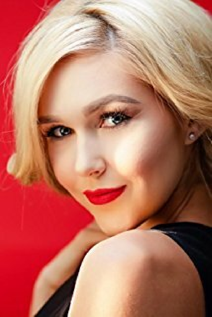 Loreina Corwin