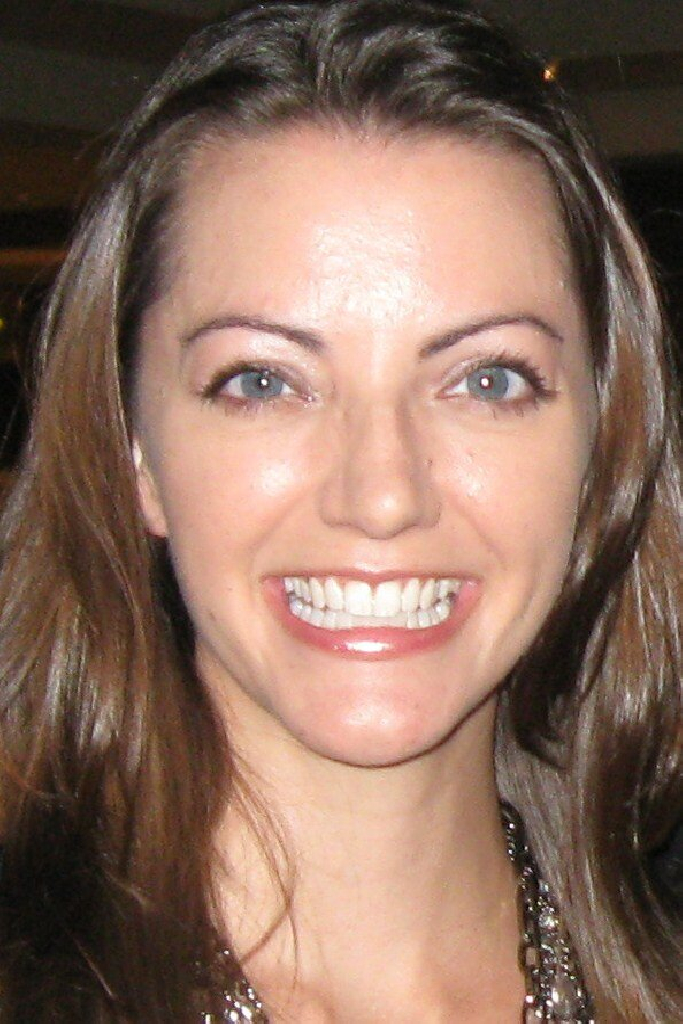 Кара Эдвардс
