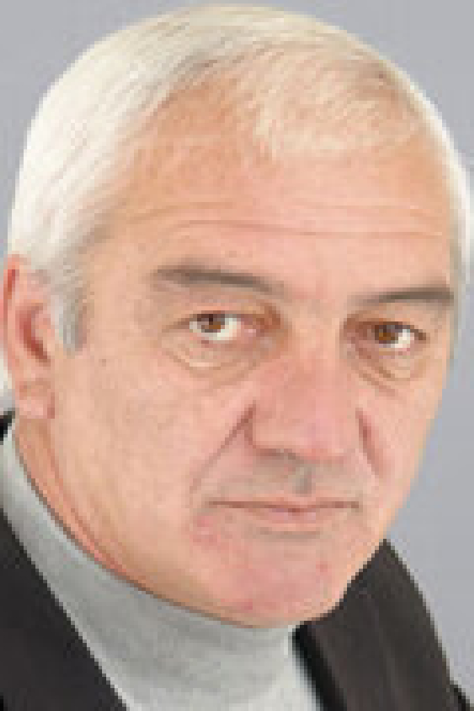 Сурен Хугаев
