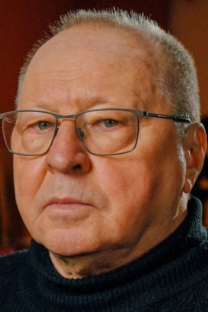 Олег Ковалов