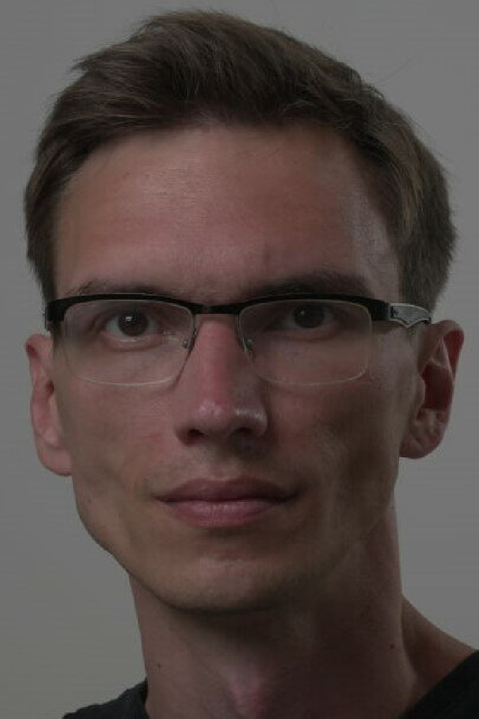 Владислав Бакуркин