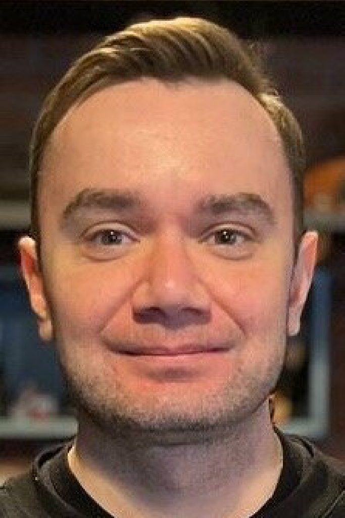 Олег Камнев