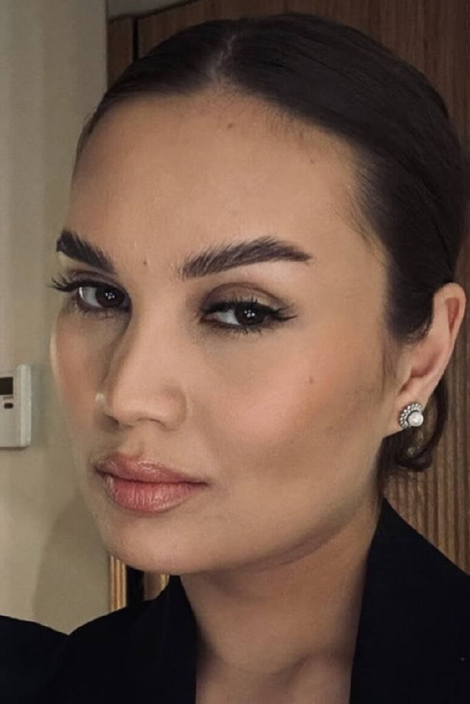 Амина Мектепбаева