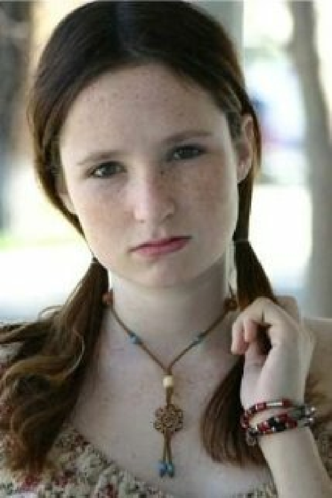 Элли МакКолл