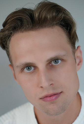 Дмитрий Мельник