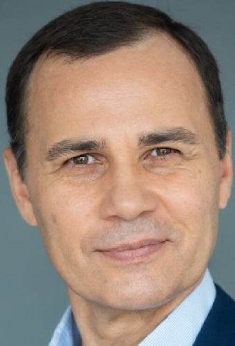 Александр Ветлугаев
