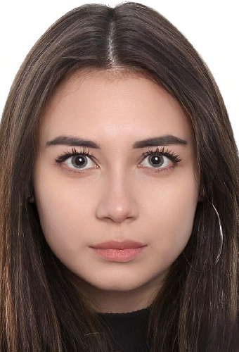 Арина Михина