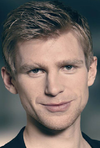 Пер Мертесакер