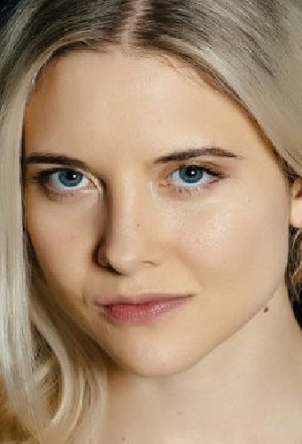 Cara Loften