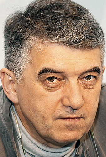 Евгений Каменькович