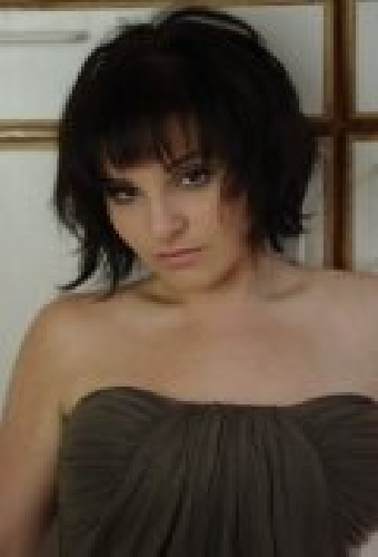 Бринн Алана Титон