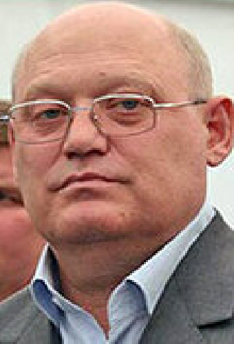 Владимир Петров