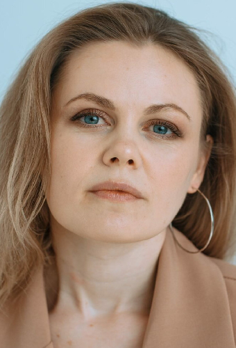 Елена Суркова