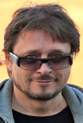 Владимир Маркин