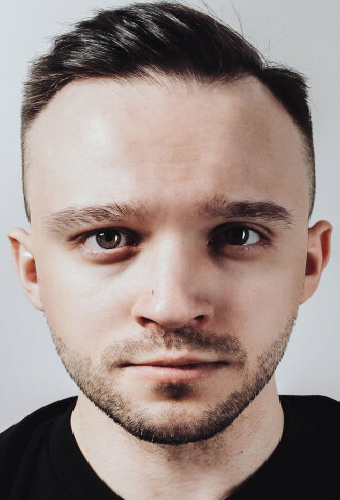Юрий Романов