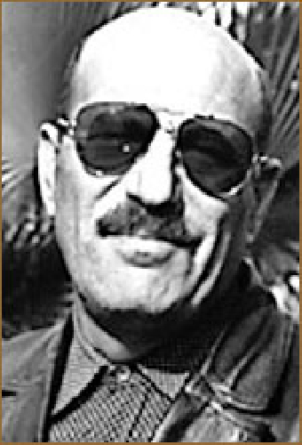 Леонид Менакер