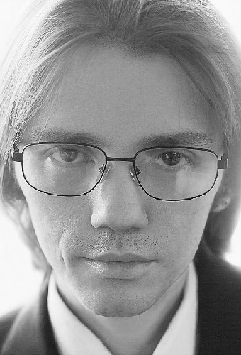 Алекс Белов