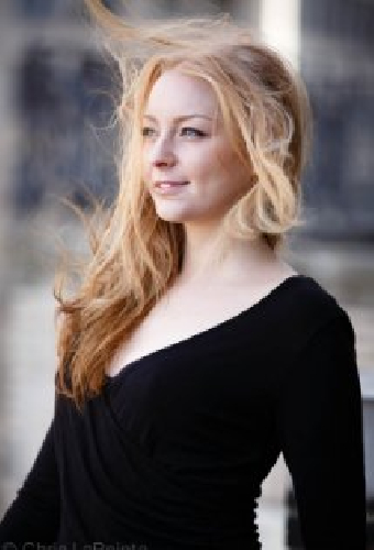 Miriam Holmlund