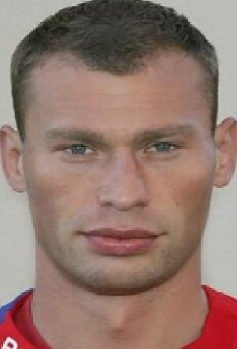 Василий Березуцкий