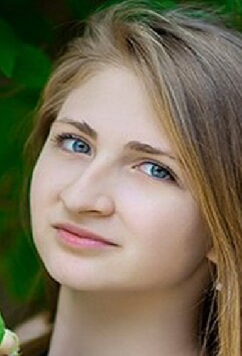 Арина Прохорова