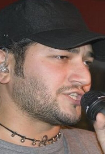 Умар Цуров