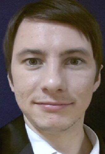Сергей Максин