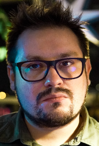 Максим Волков