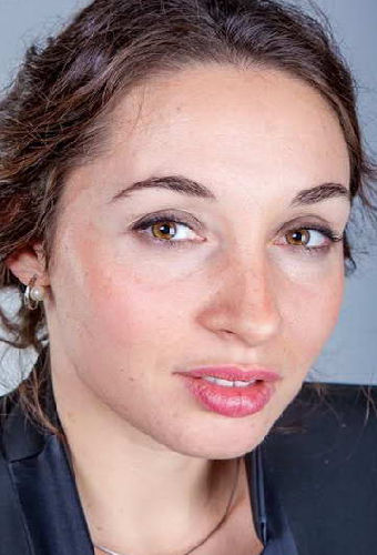 Алина Есипова