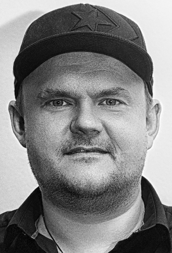 Антон Симонов