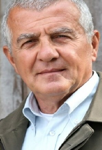 Авни Яльчин